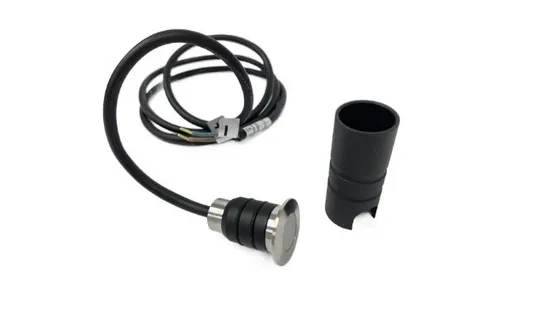 Paisagem de jardim ao ar livre enterrada no subsolo 316ss deck com luz no solo