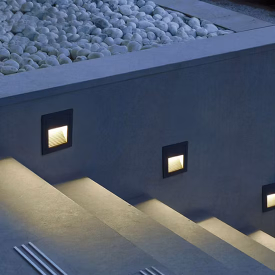Luminária de pé de parede quadrada externa 3W com iluminação embutida Luz de degrau de LED quadrada Luz de escada de LED